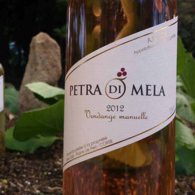 2014 - Domaine Petra Di Mela - bouteille étiquette
